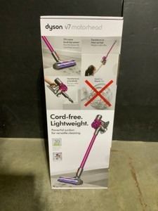 Dyson V7 Motorhead Cordless Stick Vacuum Cleaner. See Pictures