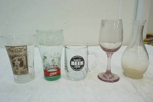 lot 25 image: drinking glasses