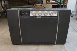 lot 104 image: RCA Victor Total Sound Stereo