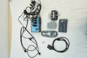 lot 107 image: electronic items