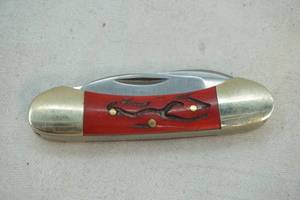 lot 110 image: Frost Cutlery pocket knife