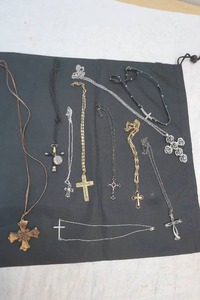 lot 134 image: jewelry crosses