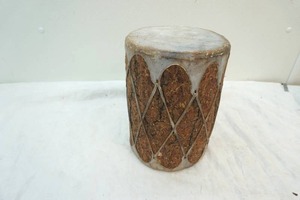 lot 140 image: wood log raw hide drum