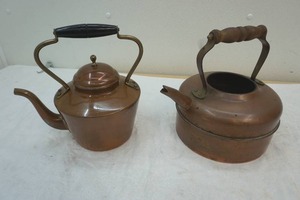 lot 192 image: copper pots