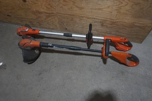 lot 226 image: Black & Decker weed whips