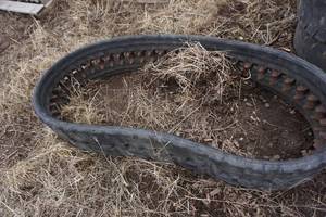 lot 205 image: Bobcat Rubber Skid Loader Skid Steer Track