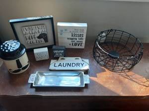 Home Decor, Trinket Tray, Wire Basket