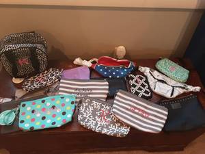 Purses, Wristlets & Fanny Packs