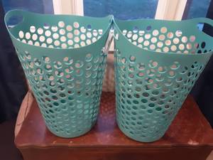 Pair Of Hampers & Fleece Blankets
