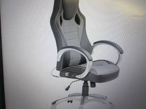 lot 17 image: x rocker rouge sound bluetooth gami...