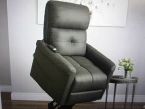 lot 36 image: homesvale waterstone power recliner ...