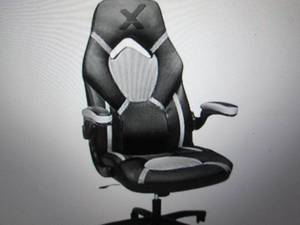 lot 57 image: x rocker venom gaming chair open bo...