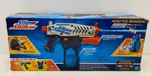 lot 25 image: Vintage 2012 Super Soaker In Original Box