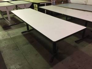 lot 44 image: Heavy Duty Table