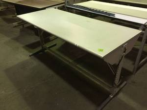 lot 47 image: Powered Commercial Work Table