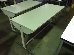 lot 114 image: Commercial Work Table