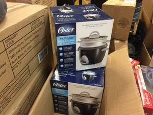 lot 104 image: 2pc Oster Rice CookerSteamer