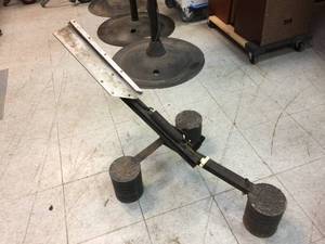 lot 176 image: Custom Clay Pigeon Launcher