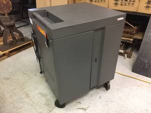 lot 183 image: Bretford Cube Cart Electronic Devices Charging Rack