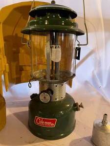 lot 59 image: Coleman Lantern with Plastic  Case