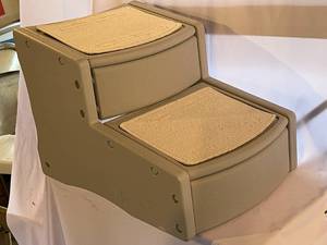 lot 60 image: Pet Gear Step System