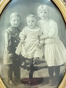 lot 21 image: Vintage Framed Photo with Curved Glass
