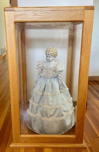 lot 26 image: Antique German Dorothy Doll in a Large Glass Sided Case