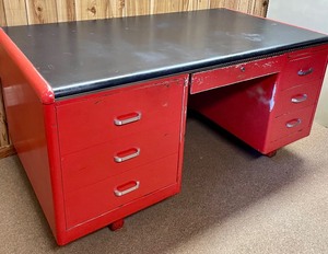 lot 32 image: Vintage Art Metal Desk in Red