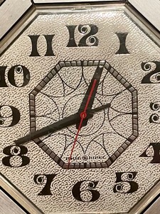 lot 116 image: Vintage General Electric Wall Clock