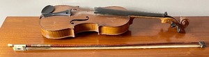 lot 139 image: Vintage Antonin Stradivarin Cromenesis Violin (Replica) with Bow and Case