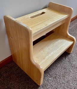 lot 166 image: Wonderful Wooden Step Stool