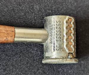 lot 183 image: Antique Shotgun Powder Measuring Tool