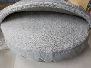 Heart to Tail Medium Pet Bed...