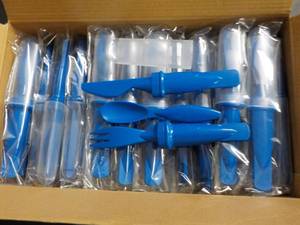 Box of 50 Royal blue Plastic Cutler...