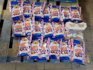 Cesar Dog Food and Canine Carry Out...