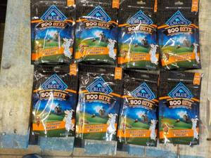 8 - 4.5 Bags Blue Boo Bits Dog Trea...