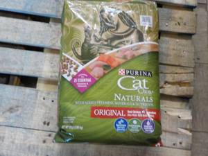 13 lb. Bag Purina Cat Food...
