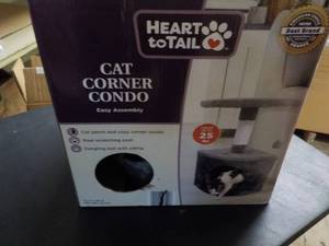 Heart to Tail Cat Corner Condo...