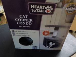 Heart to Tail Cat Corner Condo...