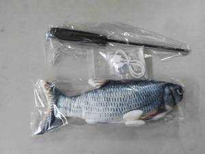 Flippity Fish Cat Toy ...