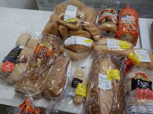 Box of Frozen Rolls, Bagels and mor...