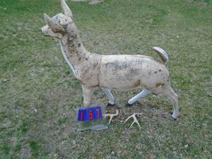 Outdoor cement buck. Very heavy. As shown.