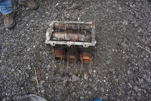 lot 27 image: Horizontal 6 Cylinder Air Plane Style Engine Block