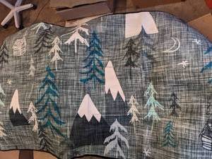 lot 21 image: Up North Cabin Style Rug, 3 x 6