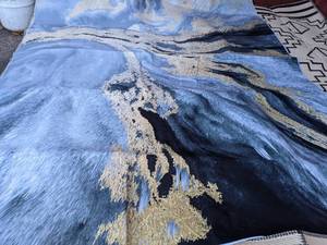 lot 22 image: Large Abstract Design Rug in Shades of Blue, 76 x 104