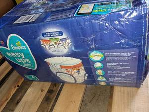 lot 69 image: Pampers Easy Ups