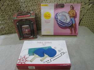 (BS) Table Tennis Set, Pool Float a...