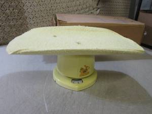 (EW6) Vintage Baby Scale with Box S...