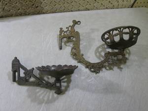 (EC1) 2 Vintage Cast Iron Candle Ho...