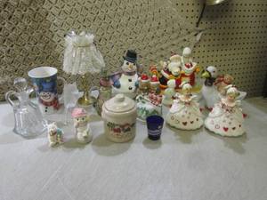 (BS) Assorted Christmas Figure Deco...